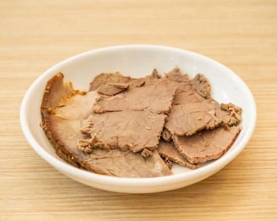 2. 五香牛肉 / Five-Spice Beef